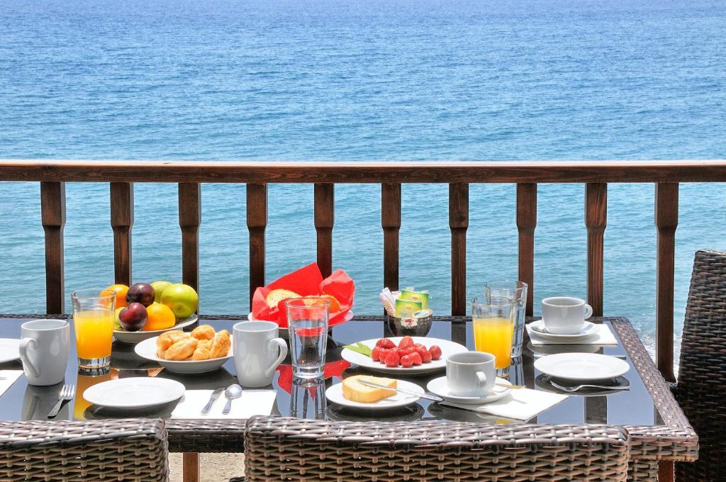 Myrtos Mare Suites Экстерьер фото