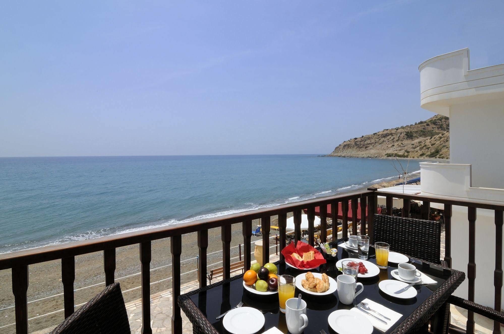 Myrtos Mare Suites Экстерьер фото