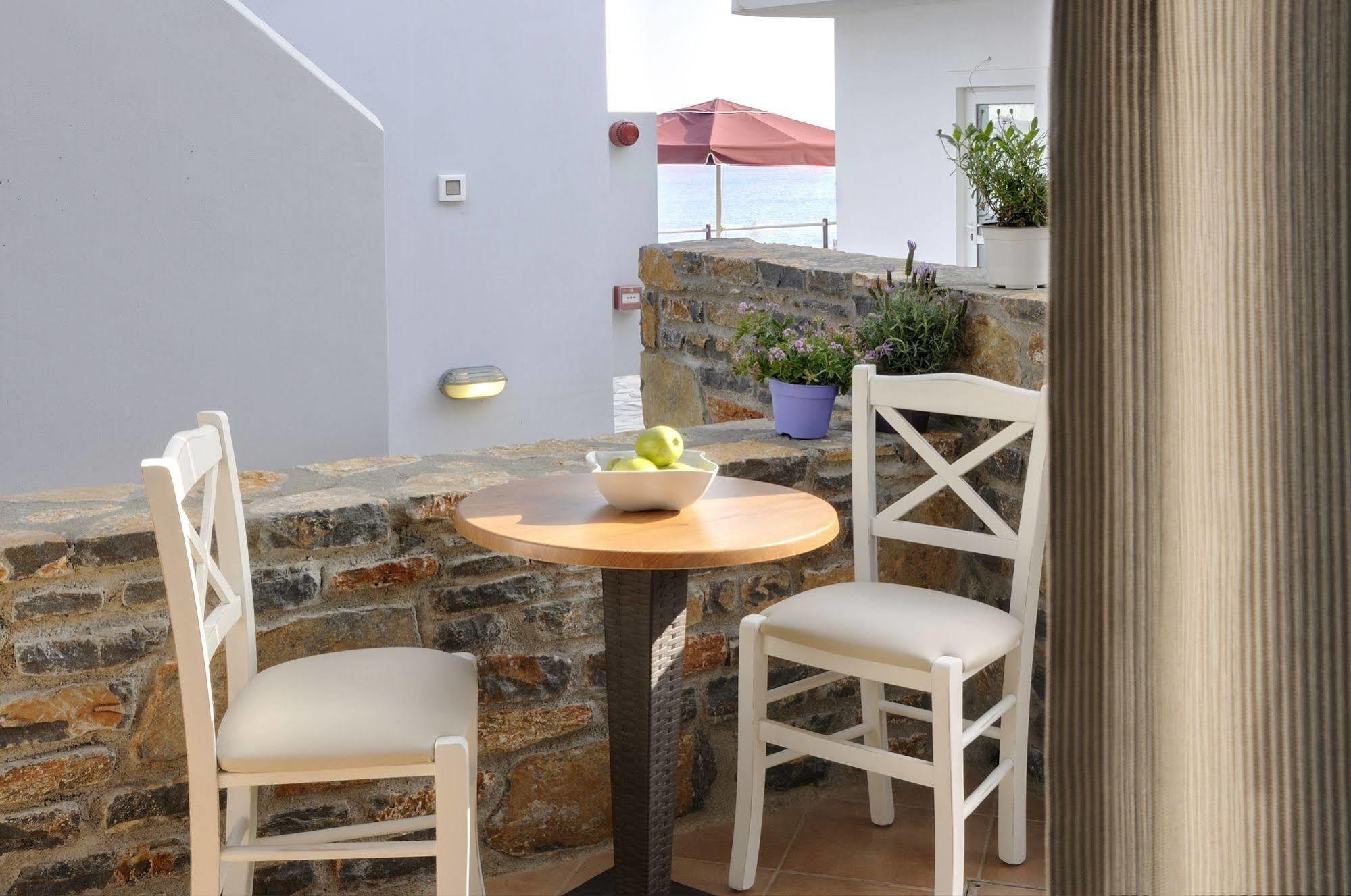 Myrtos Mare Suites Экстерьер фото
